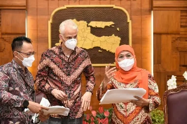 Gubernur Khofifah Jajaki Kerjasama Pembangunan SRRL dengan Bank Jerman