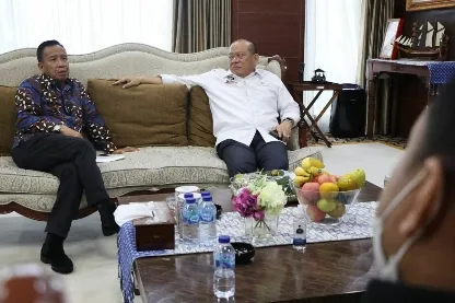 Satu Frekuensi Menuju Presidential Threshold 0 Persen