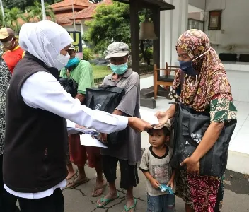 Penurunan Kemiskinan Jatim Tertinggi se-Indonesia