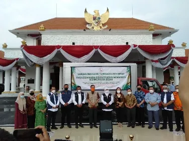 Sangha Bhikkhuni Theravada Indonesia Sumbang Kompor Gas 