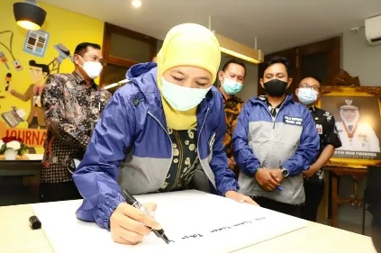 Pokja Wartawan Pemprov Jatim Gelar Diskusi Tiga Tahun Kepemimpinan Khofifah