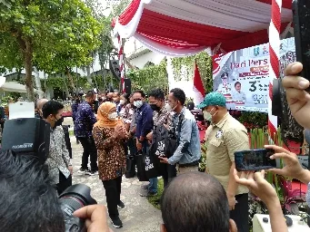 Jurnalis Pemprov Jatim Bedah Tiga Tahun Kinerja Khofifah-Emil