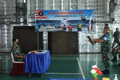 Satuan Kapal Amfibi Koarmada II Gelar Latihan Helly Deck Party