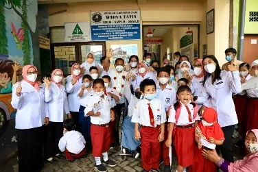 Wakil Walikota Surabaya Kagum Kerajinan Siswa Siswi