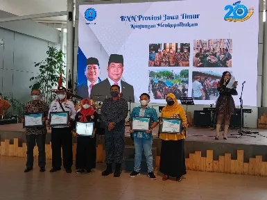 Gebyar Seni Budaya SWANGAR Surabaya Wani Ngelawan Narkoba