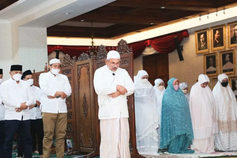 Gubernur Khofifah Ajak Qiyamul Lail Berjamaah dan Lomba Masak 