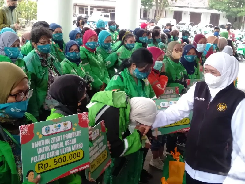 Khofifah Ajak Perempuan Pengemudi Ojek Online Maknai Semangat Kartini