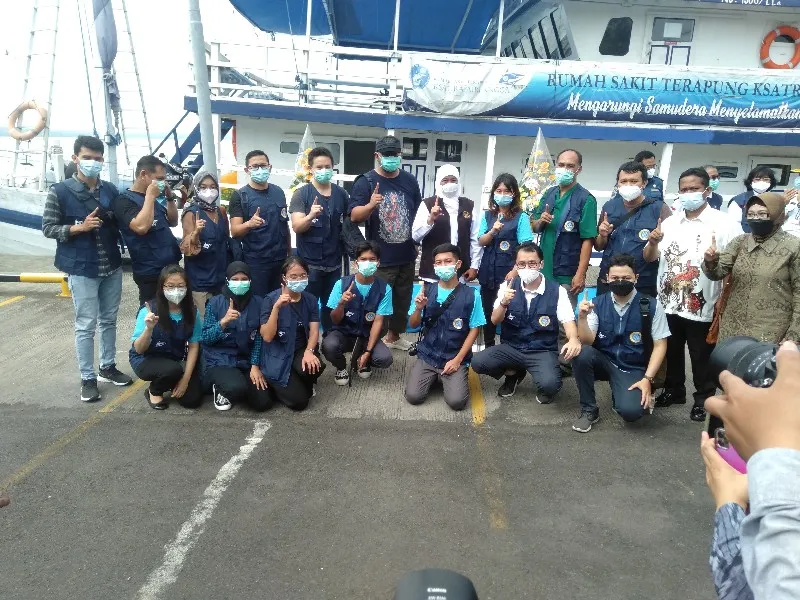 Gubernur Khofifah Lepas Pelayaran  RS Terapung Ksatria Airlangga 