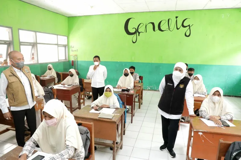 Gubernur Khofifah: Hari ini Mulai Pengambilan PIN PPDB SMA SMK Negeri
