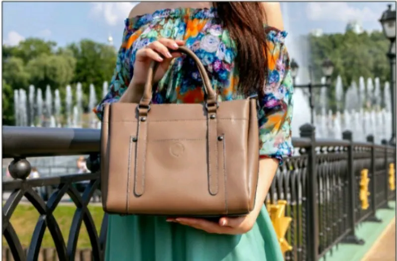 Ini Outfit Simple yang Membuatmu Tampak Elegan