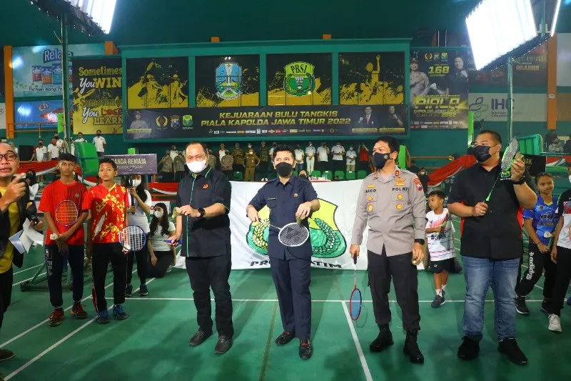 Wagub Emil Apresiasi Kejuaraan Bulutangkis Kapolda Jatim Cup 2022