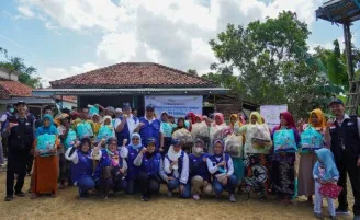 TJSL TPS Bangun Sumur Bor untuk Warga Pamekasan Madura