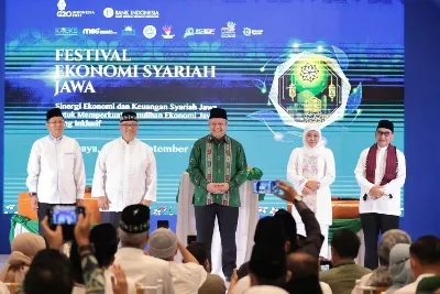 Gubernur Khofifah Dorong Ekonomi Syariah Inklusif, Go Global, Digital