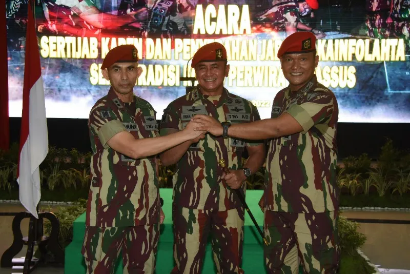 Penerimaan dan Pelepasan Sejumlah Pejabat Perwira Kopassus