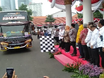 Gubernur Khofifah Lepas Transmigran Asal Jatim ke Sulawesi