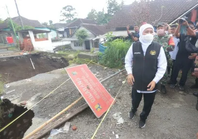 Gubernur Khofifah Usulkan Opsi Relokasi  Huntap  di Lahan PTPN XII