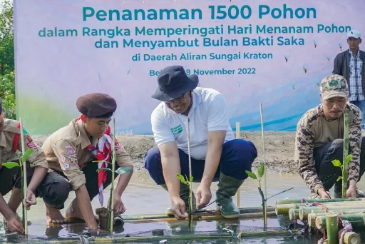 PLN Nusantara Power Tanam Satu Juta Pohon