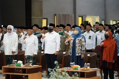 Khofifah Pesankan Harmonious Partnership dalam Keluarga