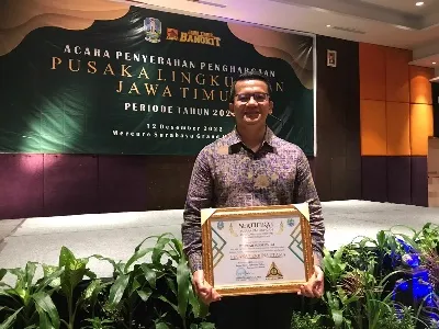 PT Bumi Suksesindo Raih Penghargaan Pusaka Terbina Utama dari DLH Jatim