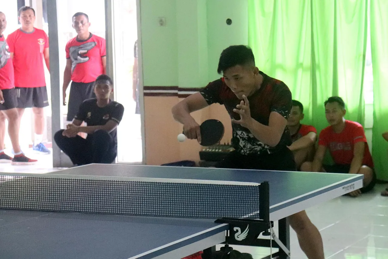 Yonif 5 Mar Raih Juara Pertama Tenis Meja Pada  HUT Ke 60 Brigif 2 Mar