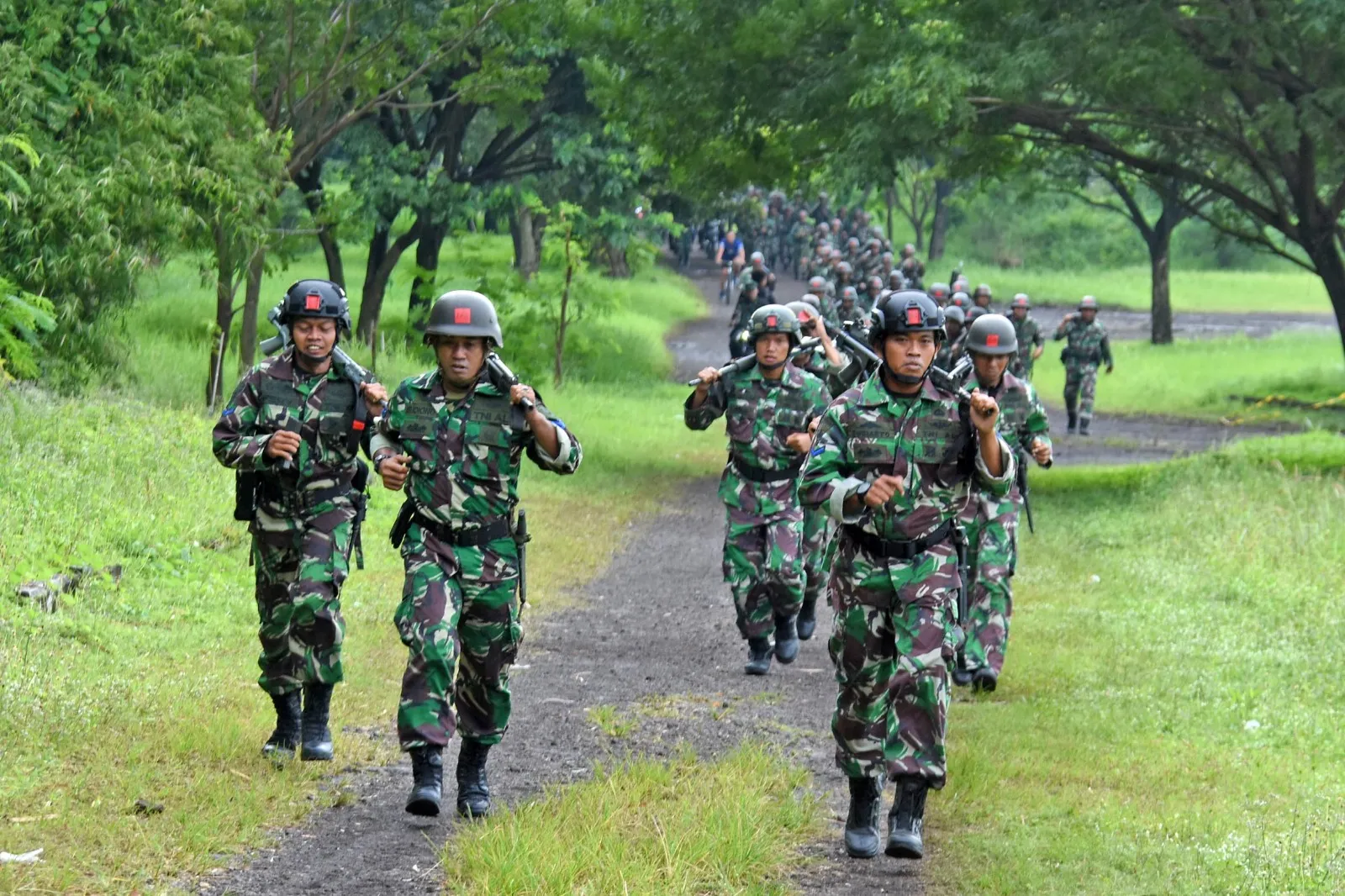 Prajurit Kima Brigif 2 Marinir Laksanakan UNPD Materi Lintas Alam