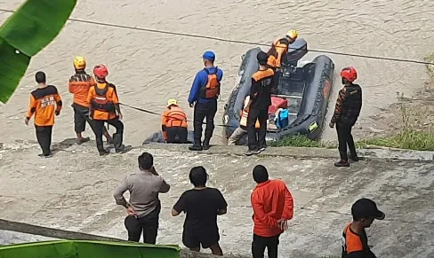Tim SAR Perluas Radius Penyisiran Laut
