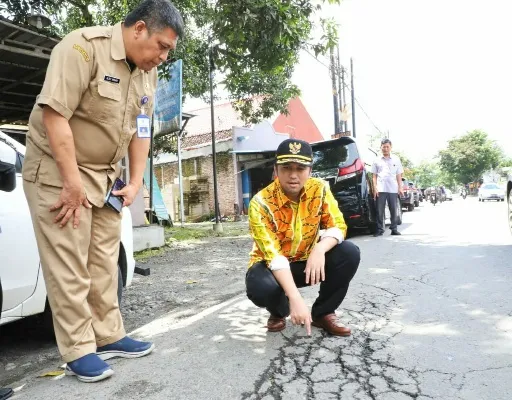 Emil: Pembangunan Infrastruktur Jatim, Ikhtiar Bebas dari Middle Income Tra