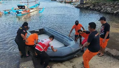 16 Perahu Nelayan Turut Mencari Korban Hanyut di Pesisir Pacitan