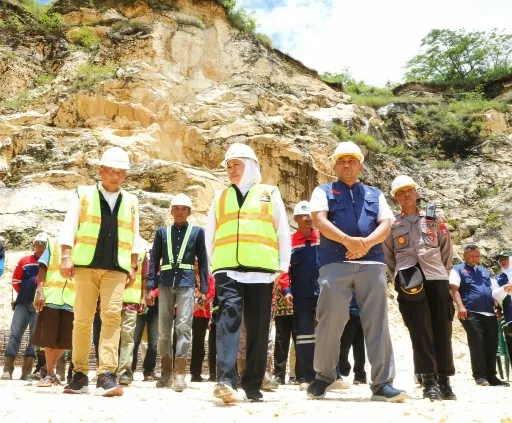 Khofifah: Monumental, Tinggi 126 Meter dan Bernilai Sejarah Tinggi 