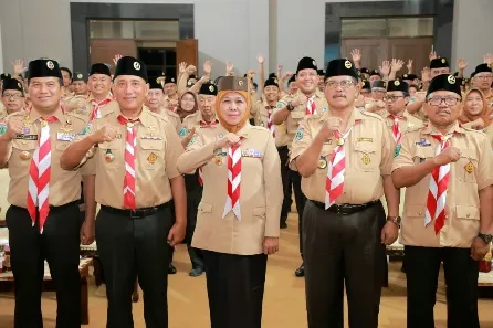 Kamabida Khofifah Lepas Kontingen Pramuka Jatim ke Jambore Nasional XI