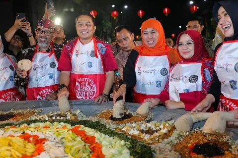 Gubernur Khofifah Harapkan Beragam Budaya di Jatim Makin Dikenal Dunia