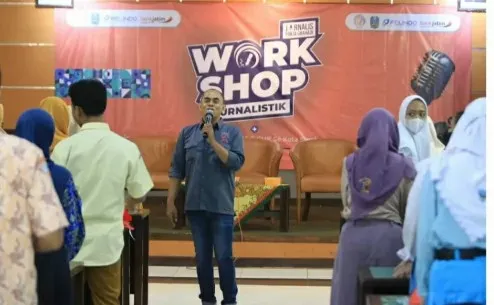 Jurnalis Grahadi Ajak Generasi Z Surabaya Belajar Ilmu Jurnalistik