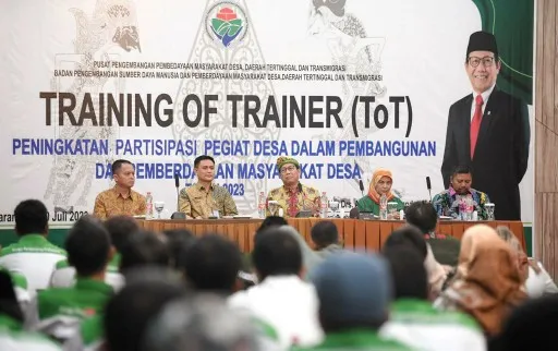 Gus Halim Minta Kades Tingkatkan Kualitas Pengelolaan Dana Desa 