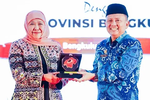 Khofifah Optimis Wujudkan Pertumbuhan Ekonomi Inklusif Kedua Daerah