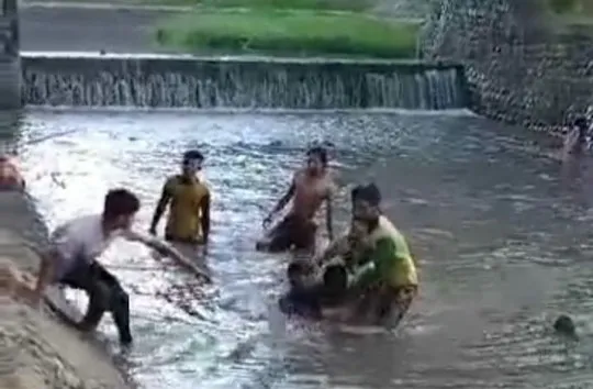 Tidak Cakap Berenang, Dua Pemuda Tewas Tenggelam