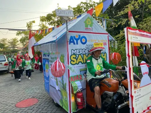 Kampung Edukasi Sampah Kampanyekan Peduli Bumi dan Lingkungan 