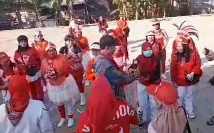 Emak-Emak Pesenam Kota Pendekar Ambil Bagian Gebrak HUT Ke 78 RI