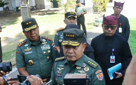 Didampingi Pangdam Brawijaya, KASAD Kunjungi Kampung Pancasila di Banyuwang