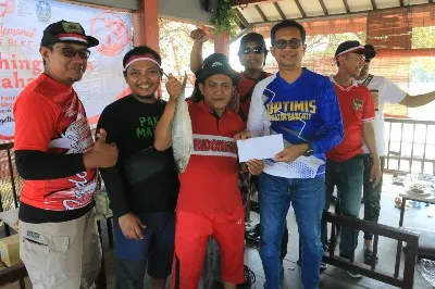 Jurnalis Pokja Grahadi Gelar Lomba Memancing 
