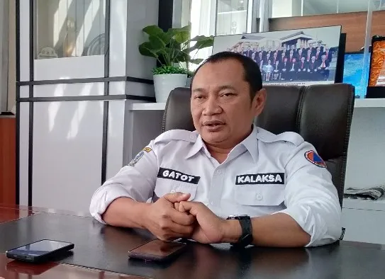 Atasi Api di Gunung Lawu, Helikopter Water Bombing Diturunkan 