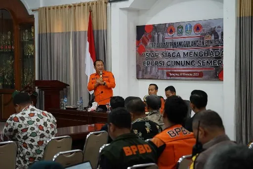 BPBD Jatim Ingatkan Kesiapsiagaan Hadapi Erupsi Gunung Semeru