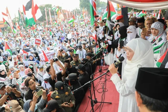 Gubernur Khofifah Ajak Beri Dukungan Lewat Doa dan Donasi