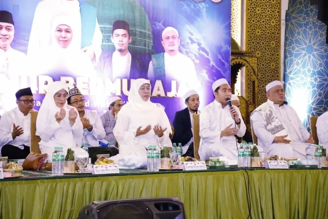 Gubernur Khofifah Ajak Berdoa, Bersyukur Indonesia Aman Damai 