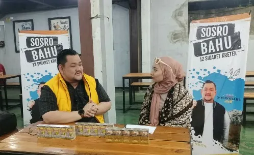 Ferlix Cangkruk Bareng Korcam Asemrowo Ajak Anak Muda Majukan Surabaya