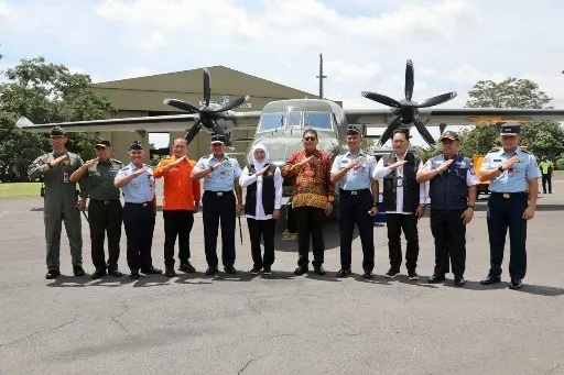 Gubernur Khofifah dan TNI AU Tebar Benih, Hijaukan Kembali Arjuno