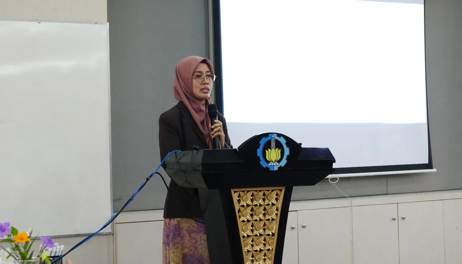Tingkatkan Daya Saing Digital, Sistem Informasi ITS Luluskan Doktor