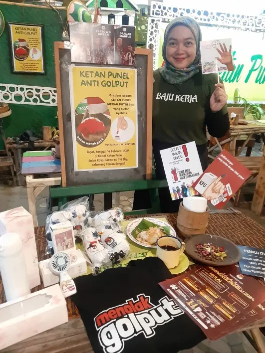 Kudapan Ketan Anti Golput untuk Yang Telah Mencoblos, Gratis