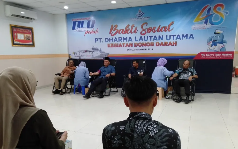 Jajaran Direksi dan Pegawai PT DLU Mengikuti Donor Darah