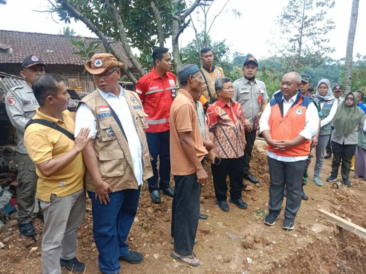 BNPB Dukung Penanganan Darurat Tanah Longsor dan Banjir Sragen