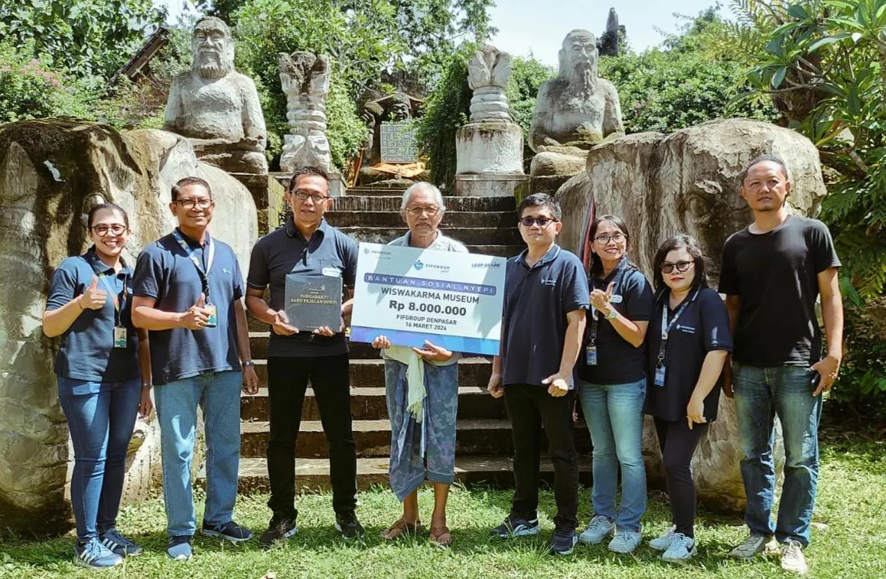 FIFGROUP Salurkan Bantuan Sosial di Berbagai Daerah di Indonesia